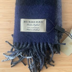 NWT Burberry Large Cashmere Scarf Indigo Blue